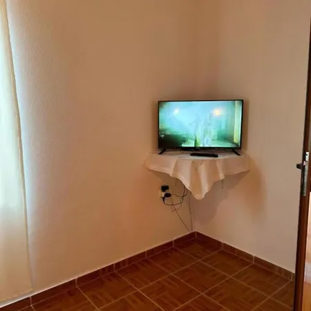 Ari's Cozy Rooms, Llogara * Nicaj-Shale